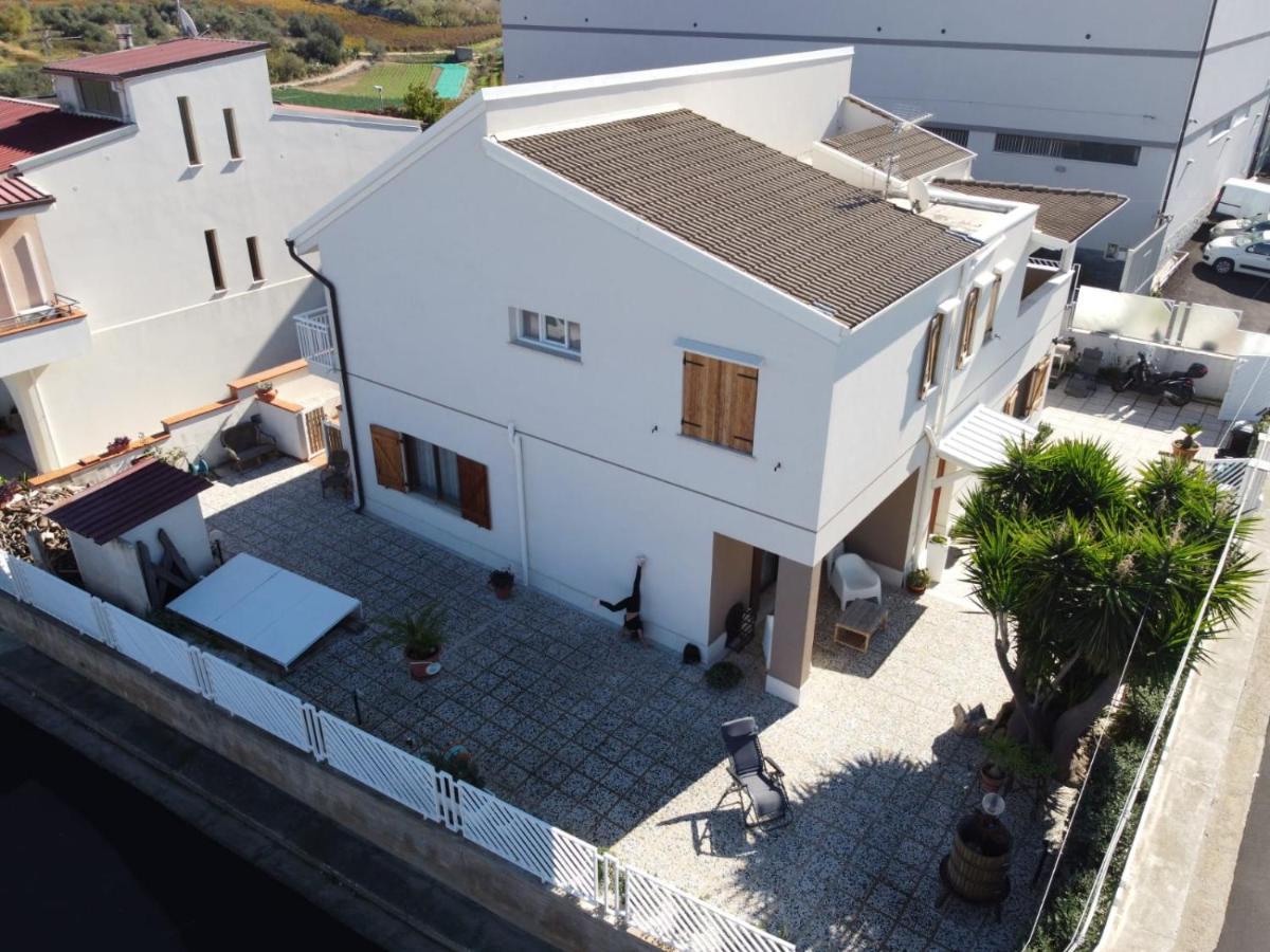 Villa Girasole 阿尔卡莫 外观 照片